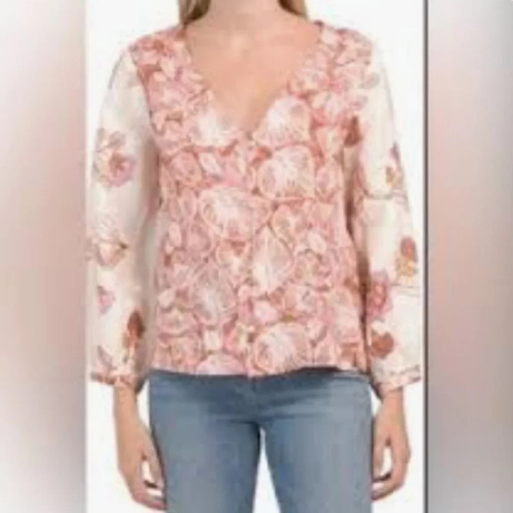 Tahari NWT Floral Blouse